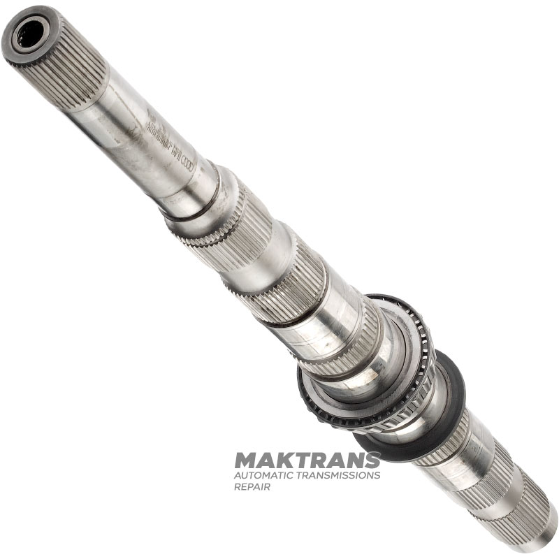 Wał podstawowy VAG DSG DL501 0B5 — 0B5307215P, długość 587 mm, z łożyskiem igiełkowym na części końcowej
