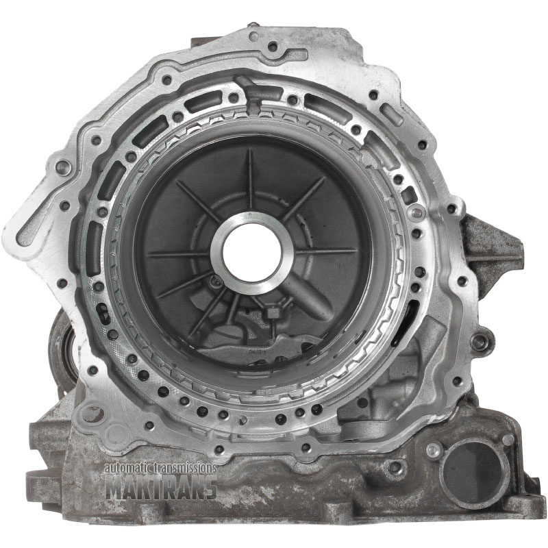 Obudowa środkowa AUDI 0D5 ZF 8HP65A / 1103401170 1103301180