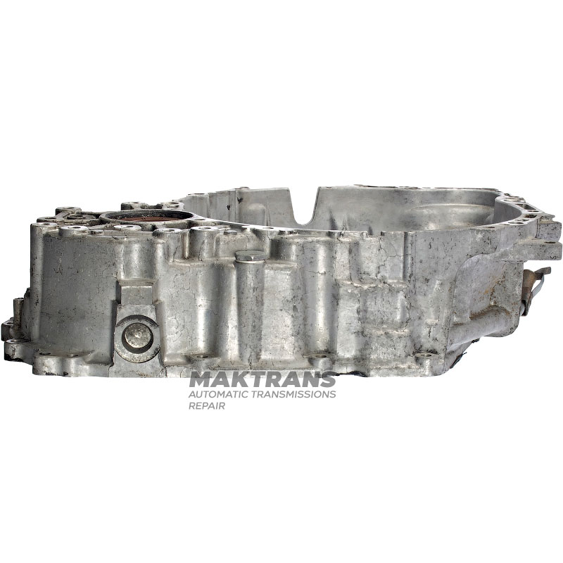 Obudowa przednia Aisin Warner AW 55-51SN P30713799 — VOLVO C70 2.5 T5 benzyna, 05-09