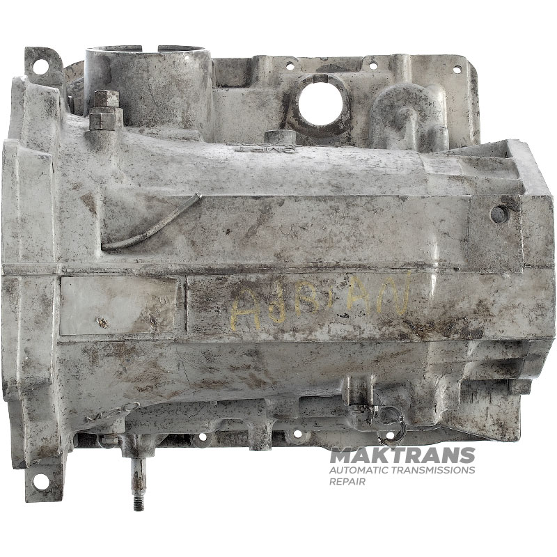 Obudowa centralna GM 4L60E Chevrolet Corvette C5 — 24209316