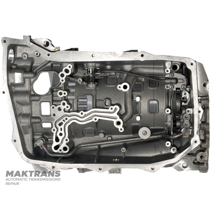 Obudowa środkowa ZF 8HP65A 1109 400 365, 1103 301 367 - z kanałem olejowym pomiędzy przednim mechanizmem różnicowym / mechanizmem różnicowym typu Torsen