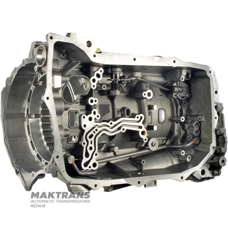 Obudowa środkowa ZF 8HP65A 1109 400 365, 1103 301 367 - z kanałem olejowym pomiędzy przednim mechanizmem różnicowym / mechanizmem różnicowym typu Torsen