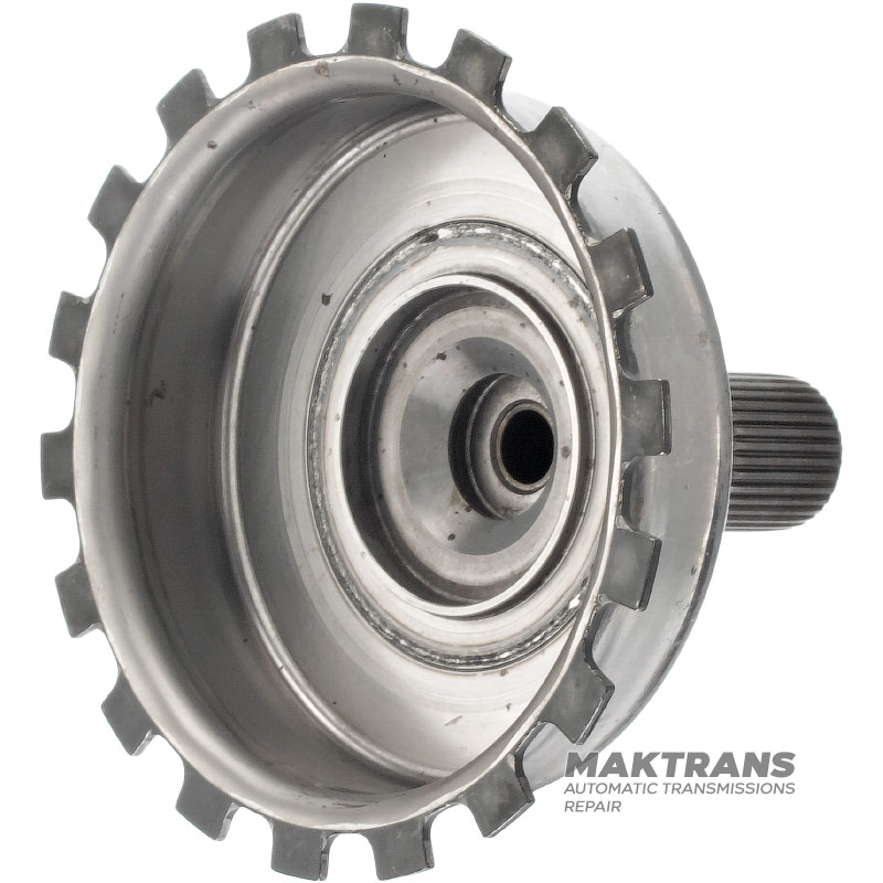 Wał pośredni z kołnierzem ZF 5HP19 5HP19A 1056 232 085 — (wysokość całkowita 111 mm, 34 wypusty (Ř zewnętrzna 27,50 mm)