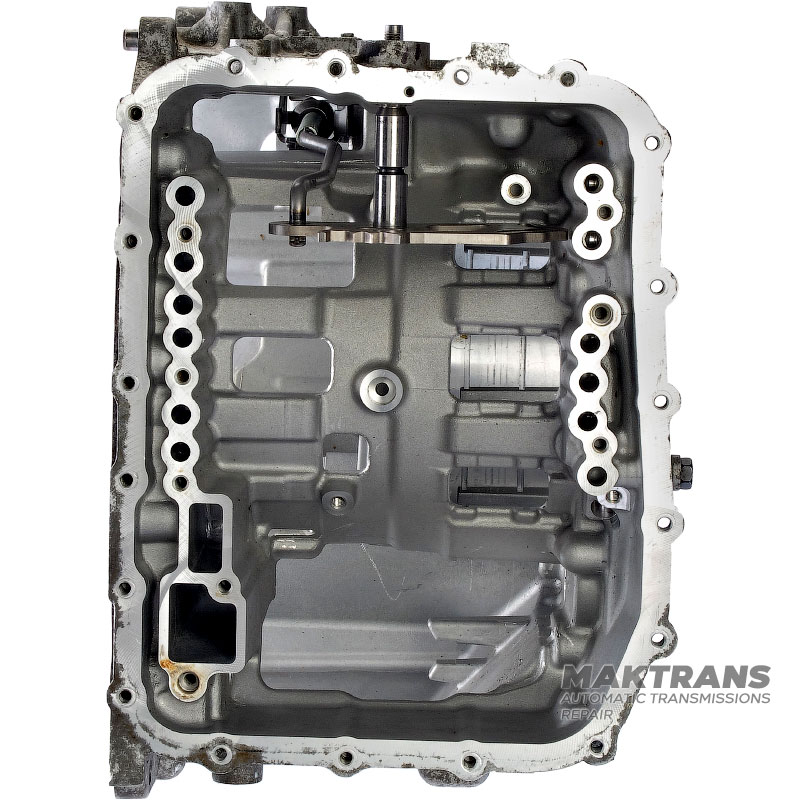Obudowa centralna Hyundai/KIA A6GF1 - 452302F000 450002F000