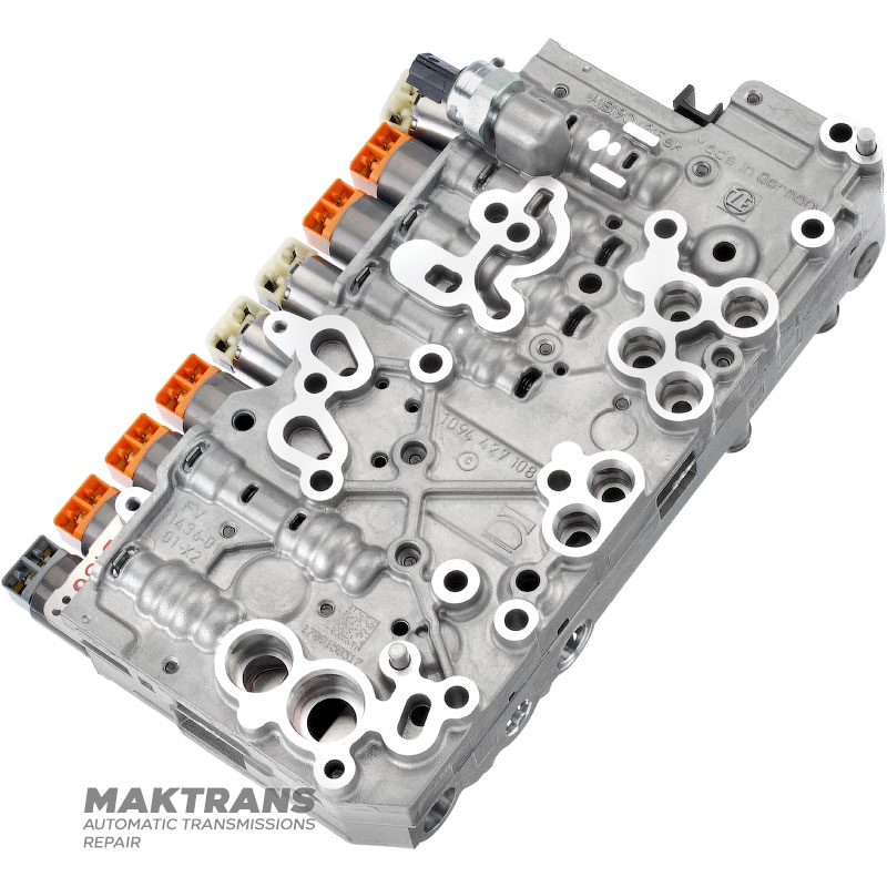 Blok zaworów z elektrozaworami (regenerowany) ZF 9HP48 (JEEP COMPASS (2017-2018) 2.4L 4WD) 1094127344 — płytka oddzielająca A136 / B136, 9 elektrozaworów (do samochodów bez systemu START-STOP)