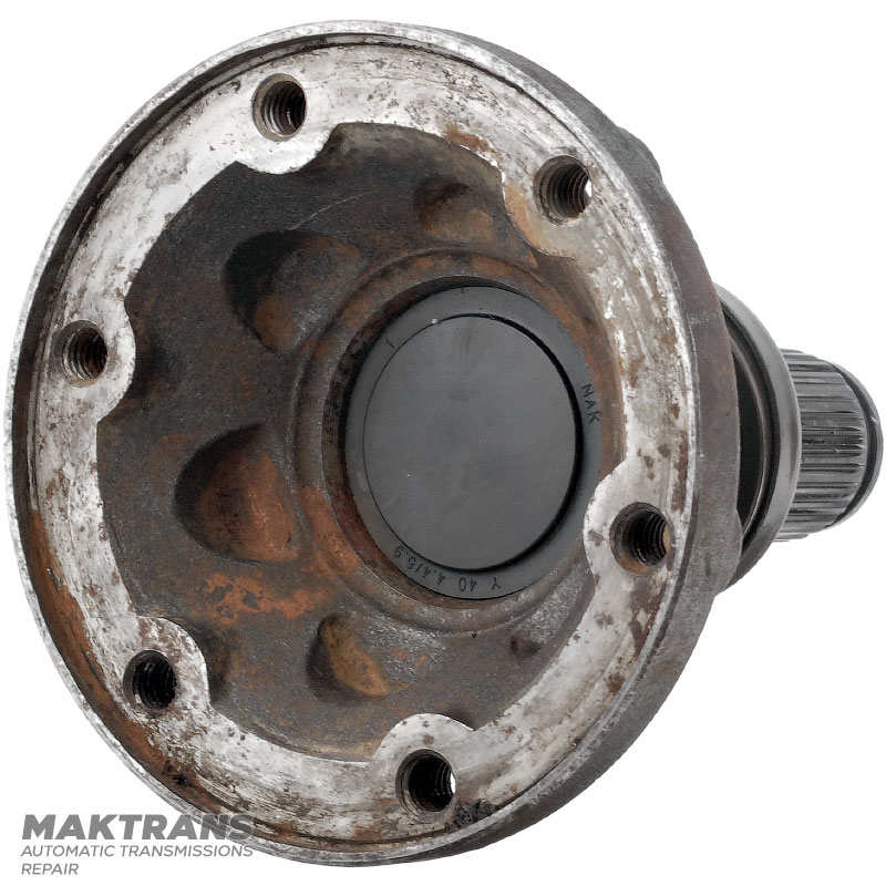 Kołnierz mechanizmu różnicowego VAG 01M, 01N, 01P 020498085G - wysokość 117 mm, 33 szczeliny (Ř zewnętrzna 26,95 mm), 6 otworów montażowych (42,50 mm pomiędzy środkami otworów montażowych)