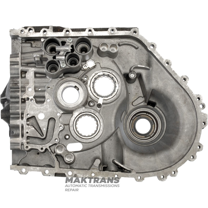Obudowa przednia 6DCT450 (2WD) - 4872691AG, 8U3R-7F096-MF (DODGE JOURNEY 2.0L 4-cylindrowy silnik wysokoprężny DOHC DPF (9ECE, ECE)