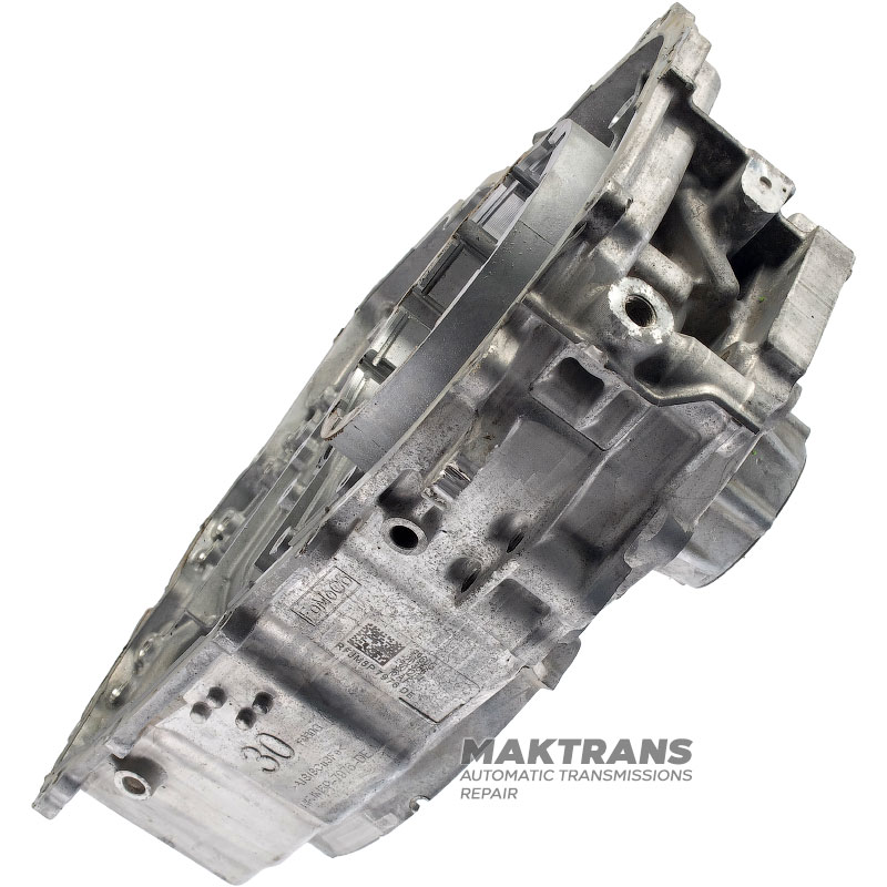 Obudowa przednia 4WD FORD 8F35 — JM5P-7976-DE