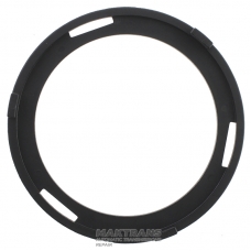 Podkładka plastikowa do zębatki prowadzącej napędu łańcuchowego FORD 8F35 - MTK-132960