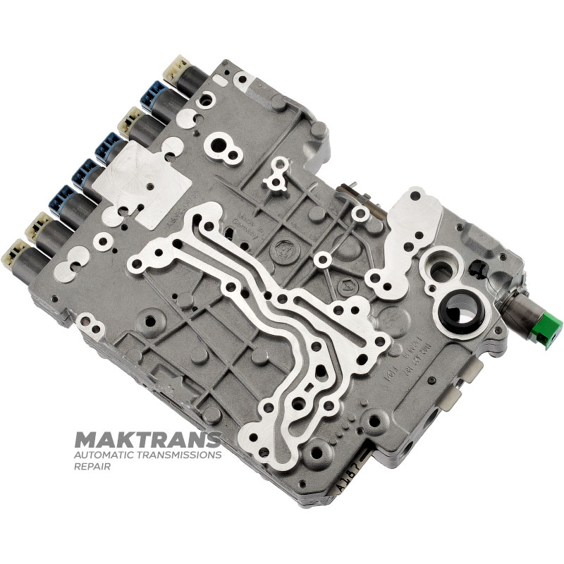 Zbiornik hydrauliczny kompletny z elektrozaworami (nowy) ZF 8HP45, 8HP50, ZF8HP70 — płyta separacyjna AB 187 (1102327188 ZFS)
