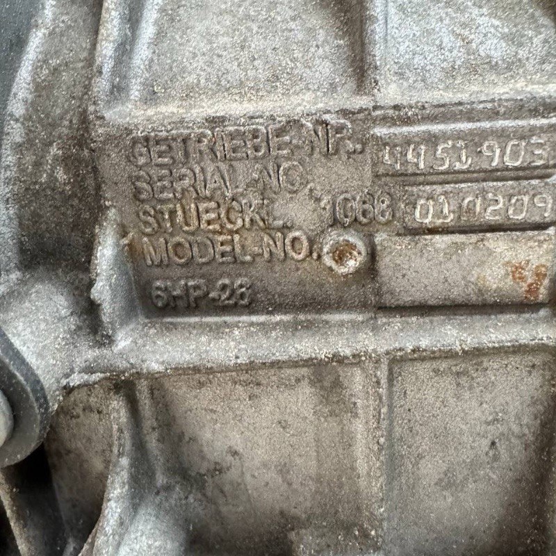 Zespół automatycznej skrzyni biegów (z przetwornikiem momentu obrotowego) ZF 6HP26 2WD (RWD) — 8X23-7000-AE, 1068401373, 1068010209, (JAGUAR FX, 2.7 DIESEL, 2008-2018)