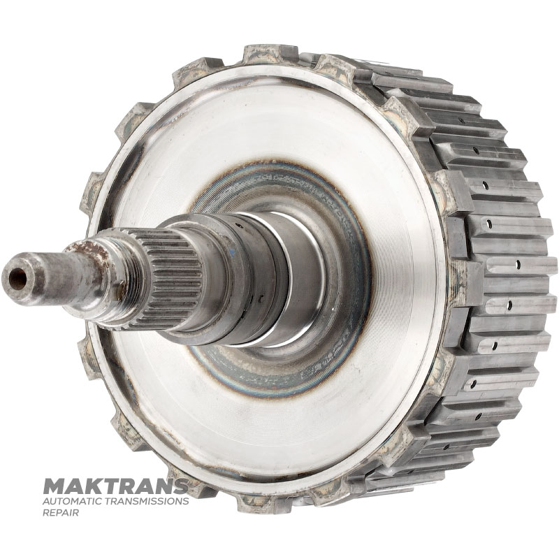 Kosz sprzęgła i wałek wyjściowy K27 (napęd na 2 koła) Mercedes-Benz 725.0 – wysokość całkowita 198 mm, 30 wypustów (średnica zewnętrzna 31,65 mm), 4 tarcze cierne (całkowita grubość zestawu 20,05 mm)