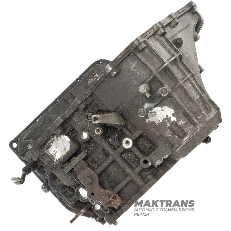 Obudowa centralna Toyota U140F U140E 3510421010
