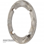 Podkładka ślizgowa (bimetaliczna) tylnego koła planetarnego FORD E4OD, 4R100 — E9TZ-7A166-A, 4 nogi (szerokość nogi 7,40 mm), wysokość 5,55 mm, grubość 1,60 mm, średnica zewnętrzna 95,60 mm, średnica wewnętrzna 66,15 mm
