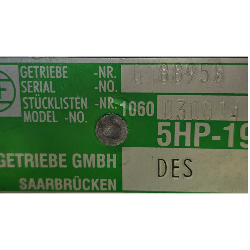 Obudowa skrzyni biegów ZF 5HP19FL (zmontowana z mechanizmem różnicowym) - kod skrzyni biegów DES, 1060030014