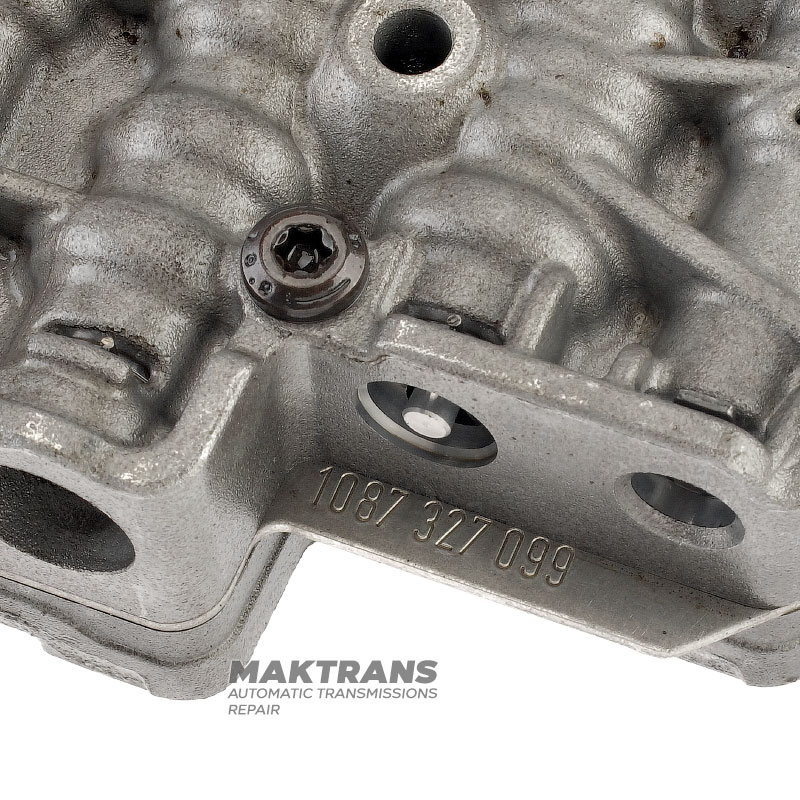 Korpus zaworu (kompletny z elektromagnesami) ZF 8HP90 — używany, nietestowany, płyta separująca A028/B028, 1087327099