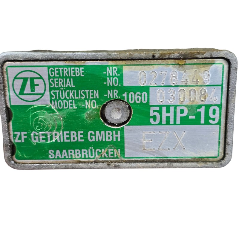 Zestaw automatycznej skrzyni biegów (używany, nietestowany) ZF 5HP19 — kod skrzyni biegów EZX, 1060030084