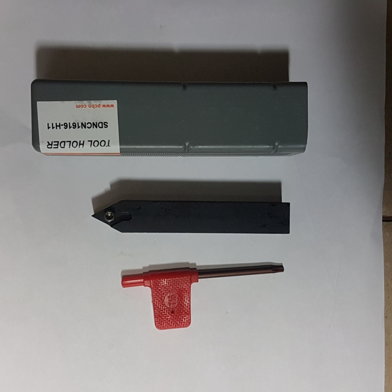 Nóż tokarski SDNCN1616-H11